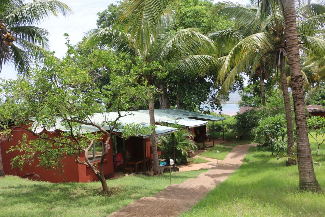 Hotel De La Baie Antsiranana Buitenkant foto